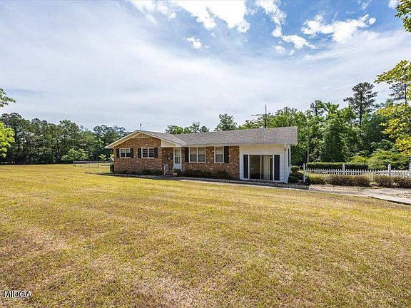 4th image of 409 Buck Rd