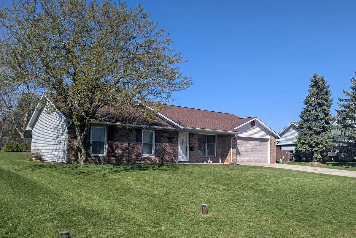 Building Photo - 1514 Cherry Ln