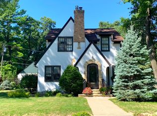 501 Pelham Blvd, Saint Paul, MN 55104