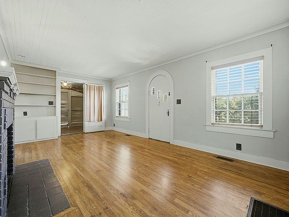 4th image of 79 W Moreno St