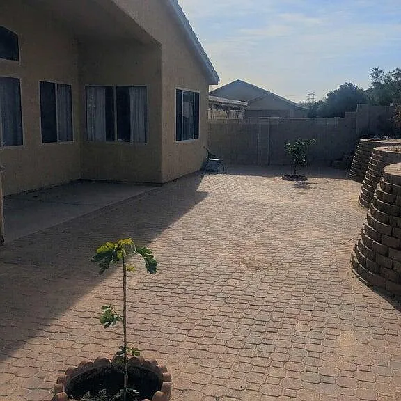 5554 W Carriage Dr — Photo 14
