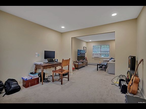 3rd image of 15 Antoine Ct #2