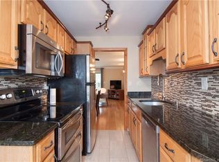 9 Pine Ct #9, Cromwell, CT 06416