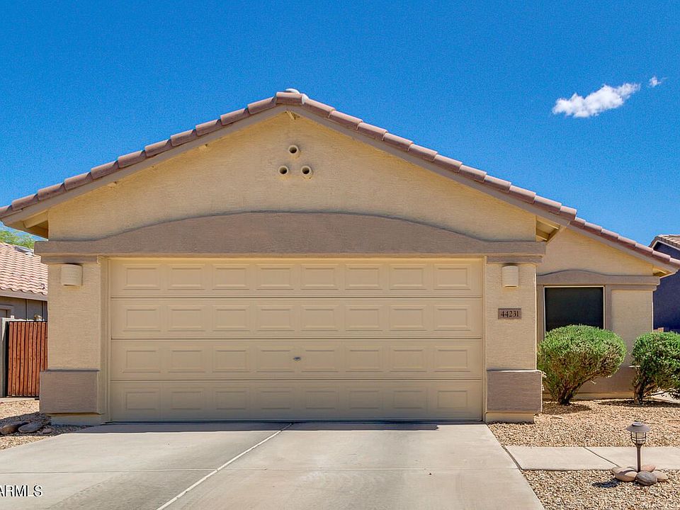 1st image of 44231 W Cypress Ln