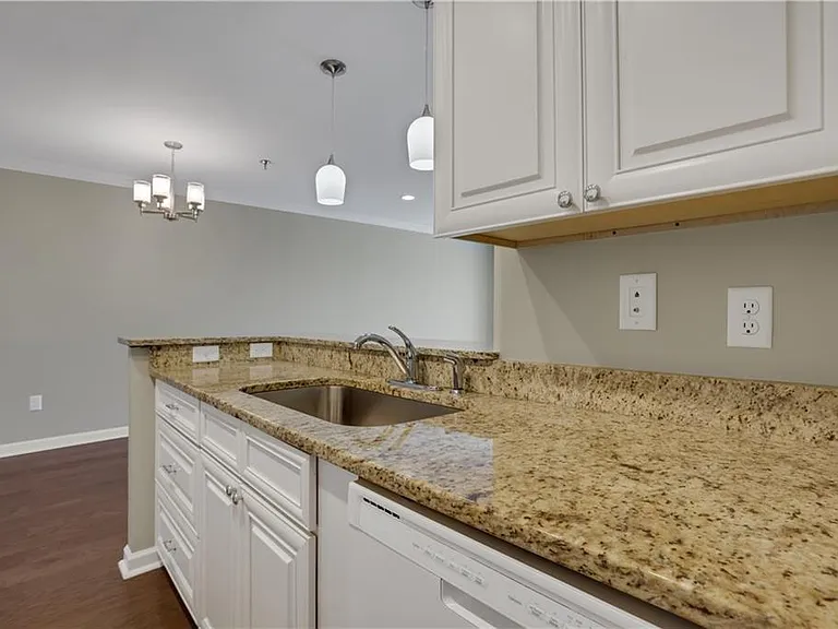 300 Johnson Ferry Rd NE #B902 — Photo 12