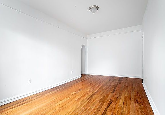 3rd image of 385 Fort Washington Ave APT 43