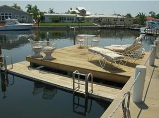 4852 Blue Heron Dr, New Port Richey, FL 34652