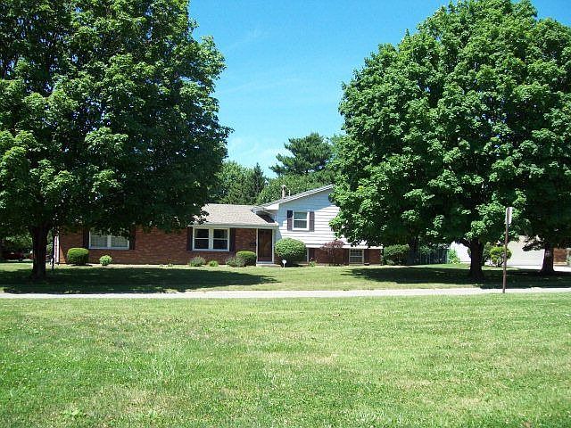 1st image of 970 Normandy Cir