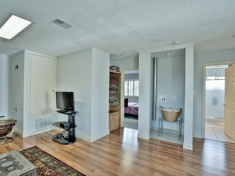 32703 Dinuba Ct — Photo 17