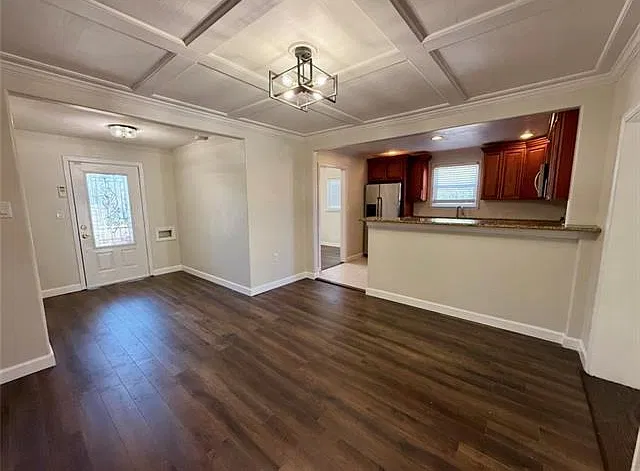4 bed, 2.0 bath, 1580 sqft, $2,450 — Photo 3