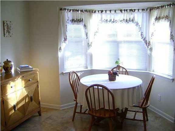 5th image of 1292 Chase Meadows Cir