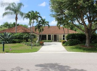 14 Balfour Rd, Palm Beach Gardens, FL 33418