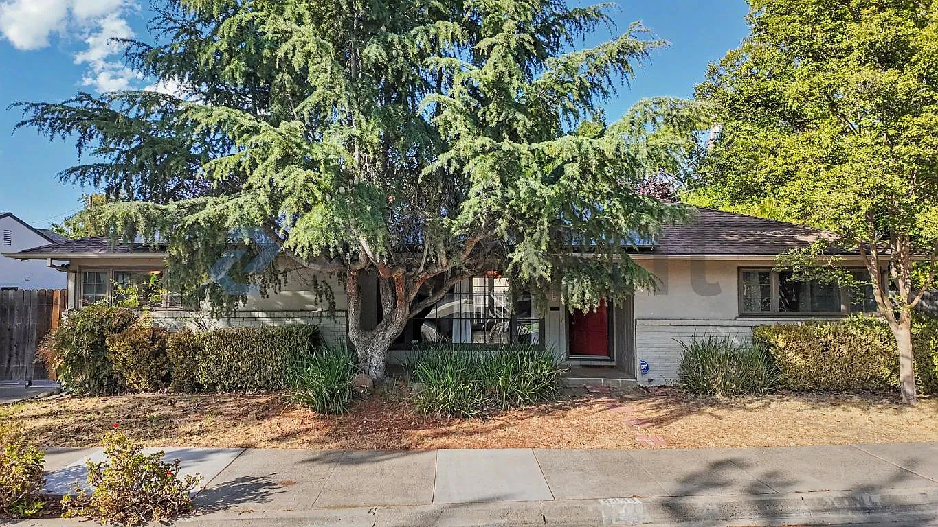 3 bed, 1530 sqft, $3,225 — Photo 1