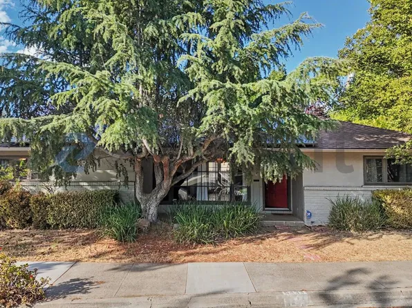 5433 T St, Sacramento, CA 95819