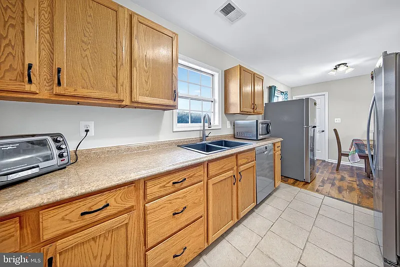Thumbnail 16