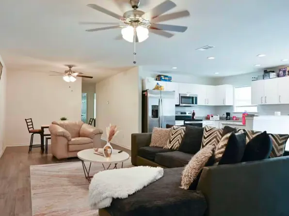 2314 Dalworth St #2314, Grand Prairie, TX 75050
