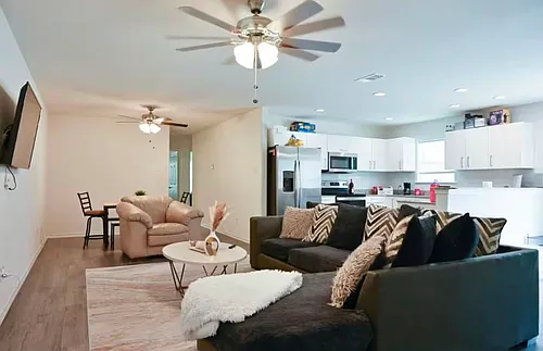 2314 Dalworth St #2314 Photo 1 2314 Dalworth St #2314 Photo 1