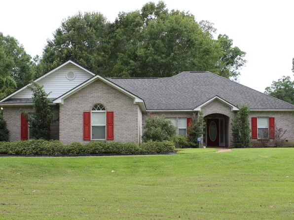 110 Dogwood Lake Dr, Vicksburg, MS 39183