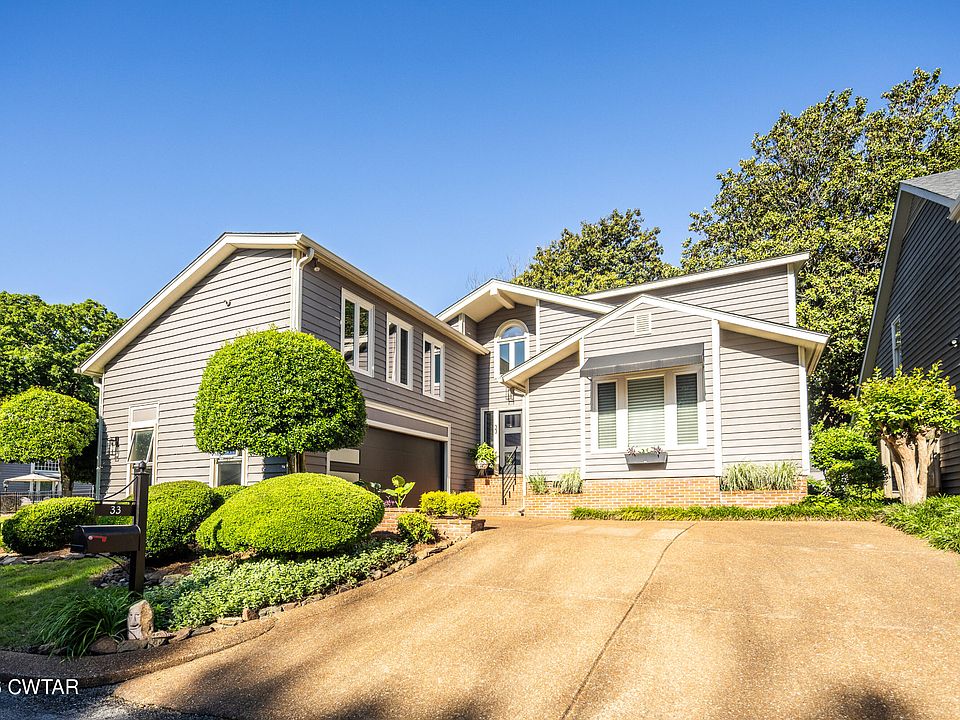 1st image of 33 Broadmoor