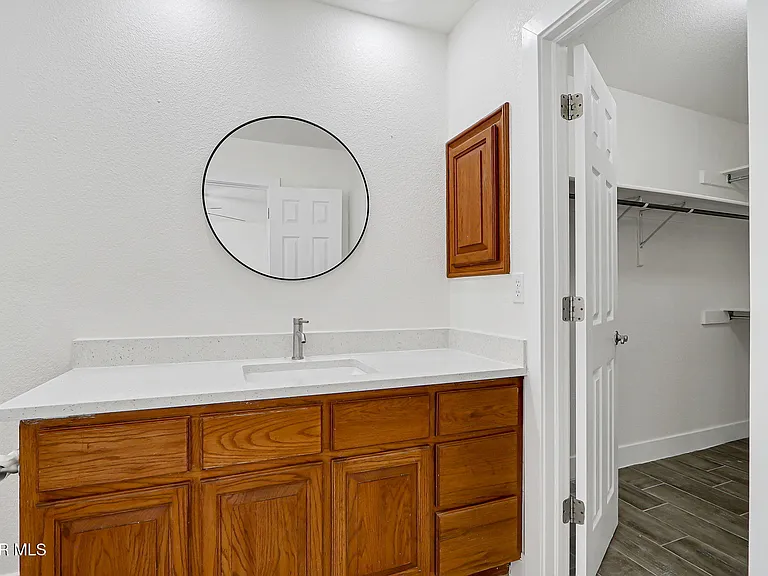 7235 Royal Arms Dr #E — Photo 28