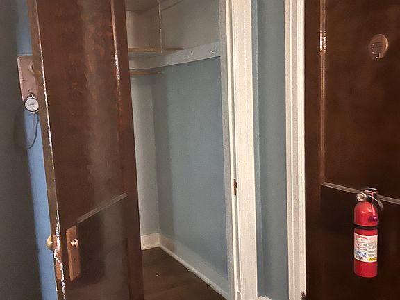 2nd image of 117 N Harrisburg St #7