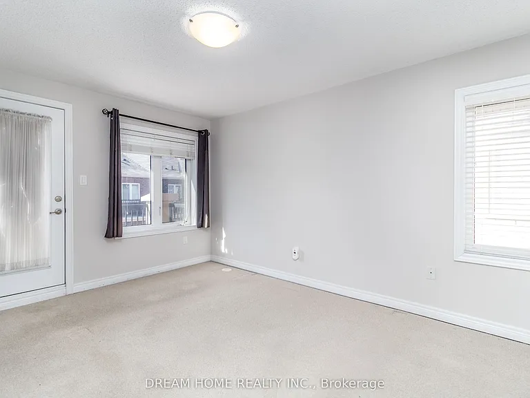 3070 Eberly Woods Dr — Photo 11