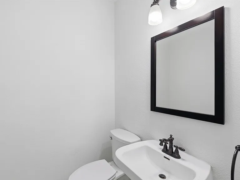 3221 Corning Dr — Photo 9