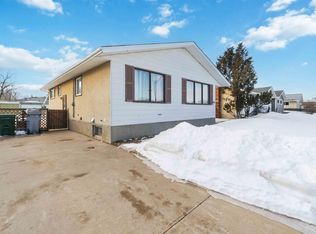 4615 49th Ave, Redwater, AB T0A2W0