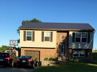 155 Waller Dr, Crittenden, KY 41030
