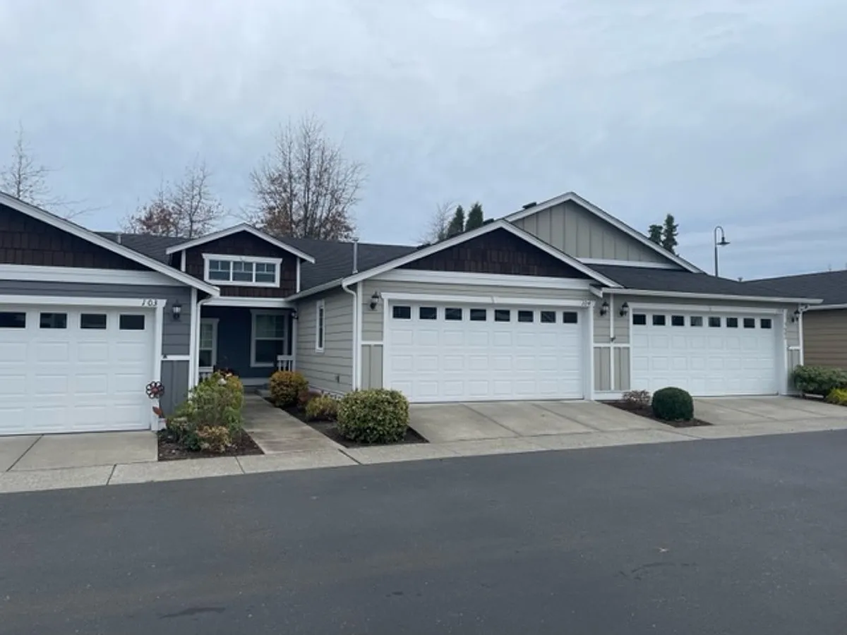 Building Photo - 5682 Correll Dr #103