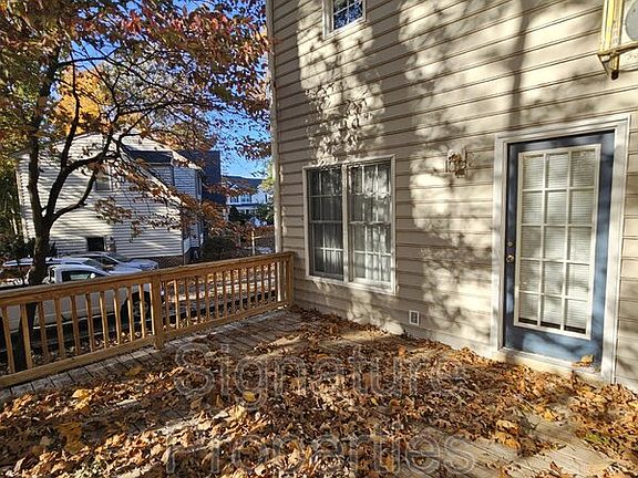 3rd image of 6443 Little Sorrel Dr
