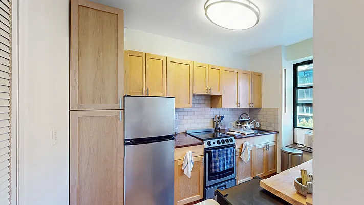 Rented by Emor Management Inc. | media 9