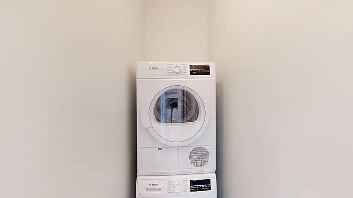 Rented by Bond New York | media 8