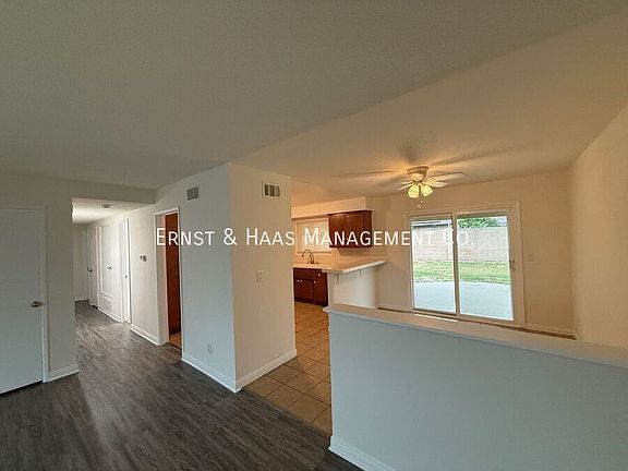 5th image of 11367 Lemming St