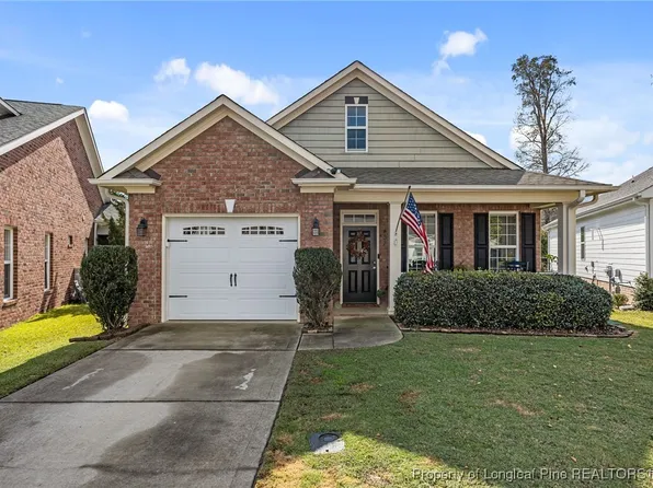 837 Falling Creek Ln, Fayetteville, NC 28304