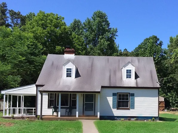 13216 Branders Bridge Rd, Chester, VA 23831