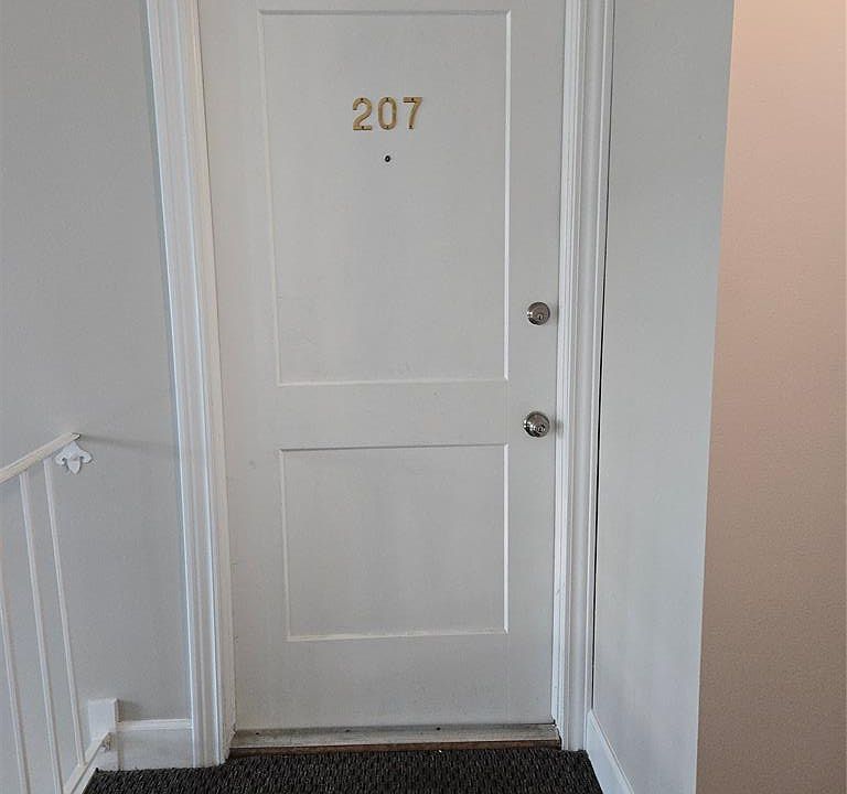 1160 Catalpa Dr Apt 207, photo 12