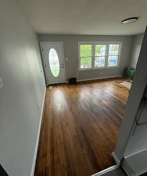 206 Cave Mill Rd — Photo 5