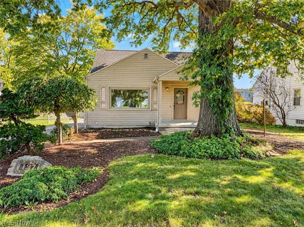 127 Aldrich Rd, Youngstown, OH 44515