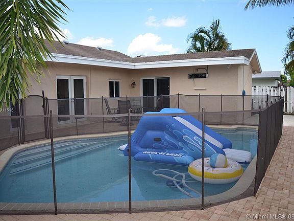 3rd image of 11770 NW 38th Pl
