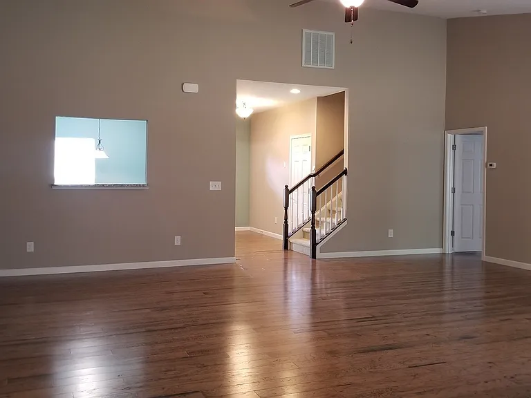 7908 Oakfield Grv — Photo 11