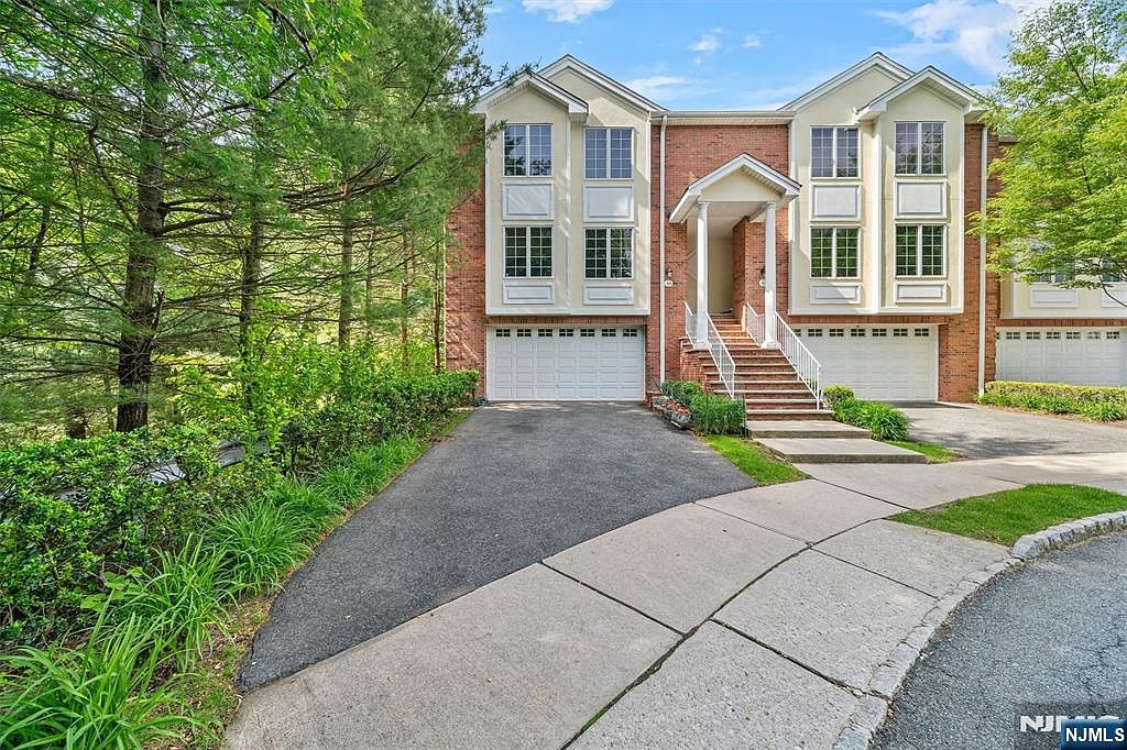 48 Skymark Ct, Upper Saddle River, NJ 07458 | Zillow