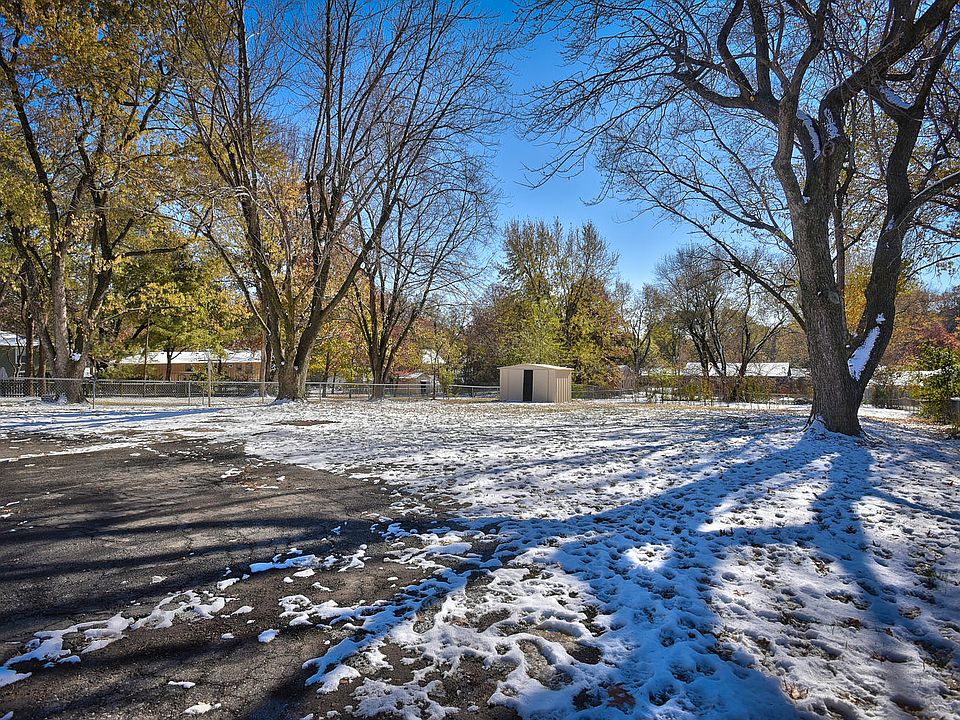 2nd image of 10023 W 55th St
