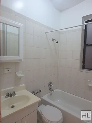 Rented by Highline Residential | media 2