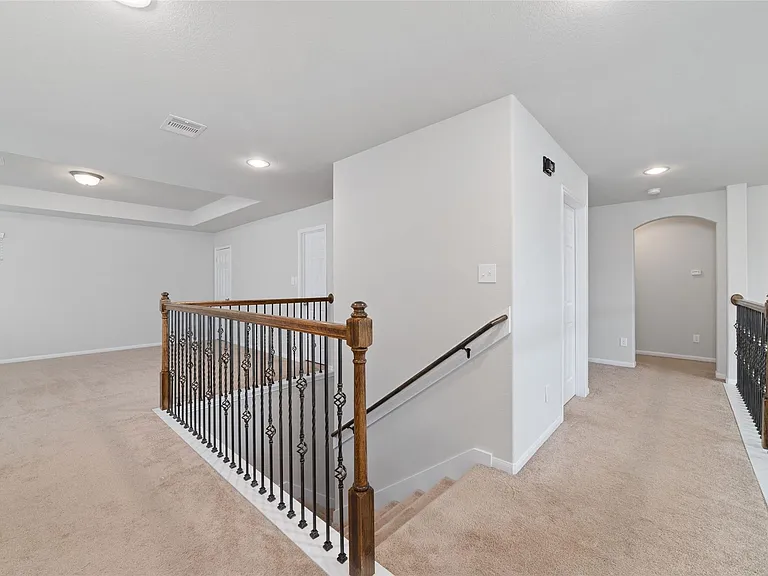 18511 Grand Spanish Oak Ct — Photo 21
