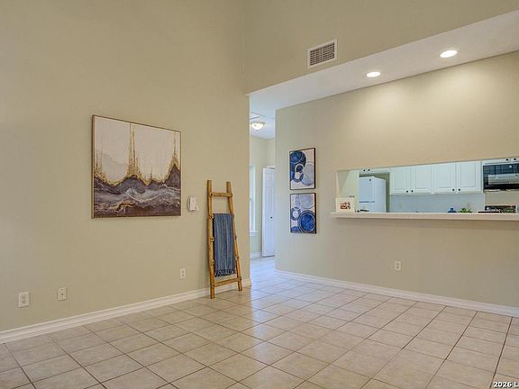 3rd image of 157 CHAPEL HILL CIR #157