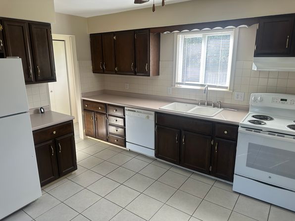 604 N Terrace Dr, Altoona, PA 16602