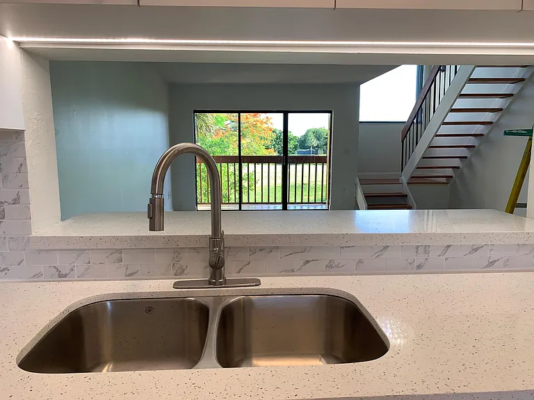 281 W Park Dr #2 — Photo 12