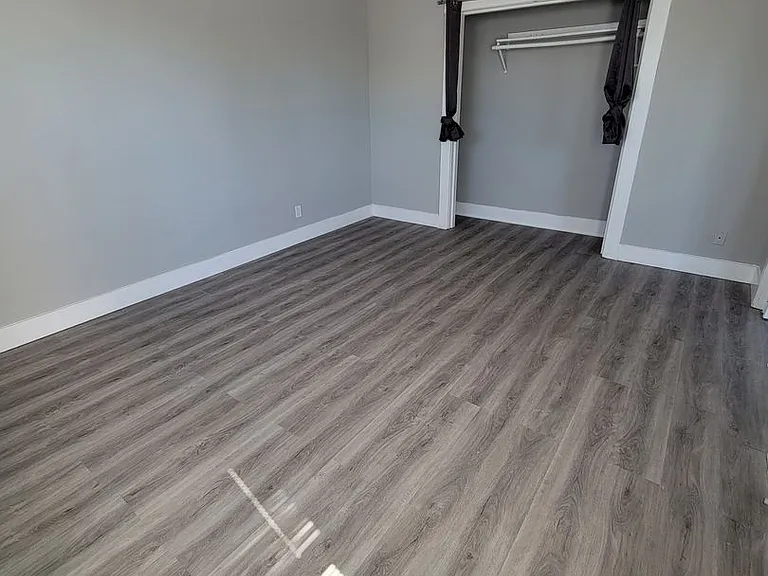 3835 Macarthur Blvd — Photo 6