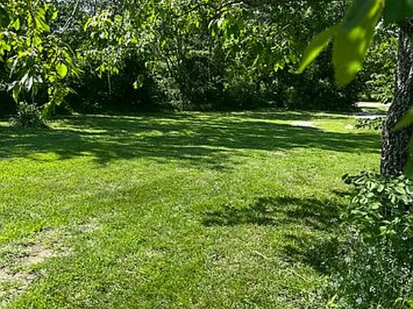 18 Locust Rd, Mapleton, KS 66754